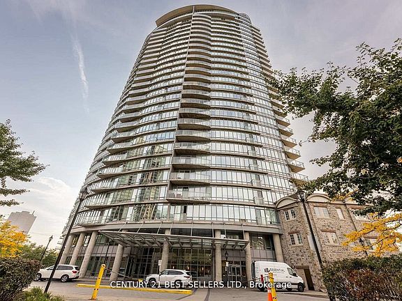 2nd image of 15 Windermere Ave #609