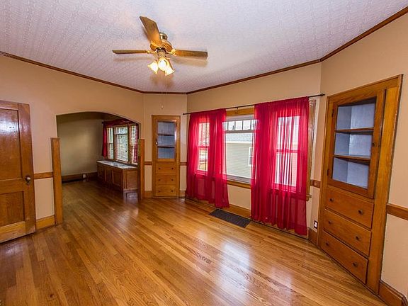 2nd image of 2104 10th St