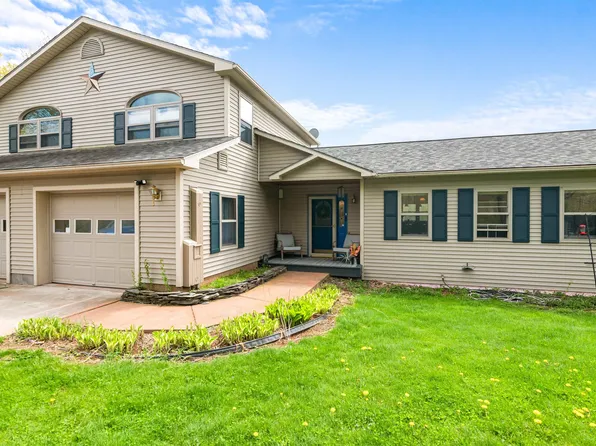 97 Birch Way, Bakersfield, VT 05450