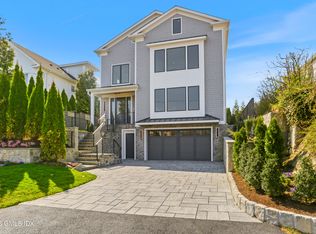155 E Elm St, Greenwich, CT 06830