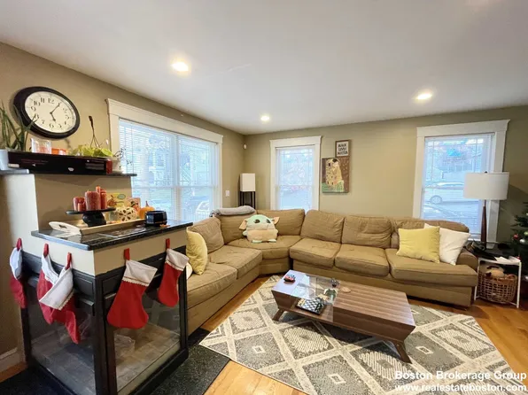 (undisclosed Address), Boston, MA 02120