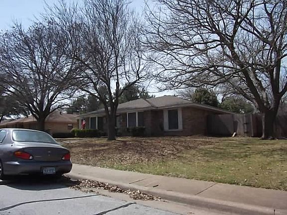 3rd image of 239 Brookwood Dr