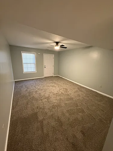 570 Hampton Way #A Photo 1