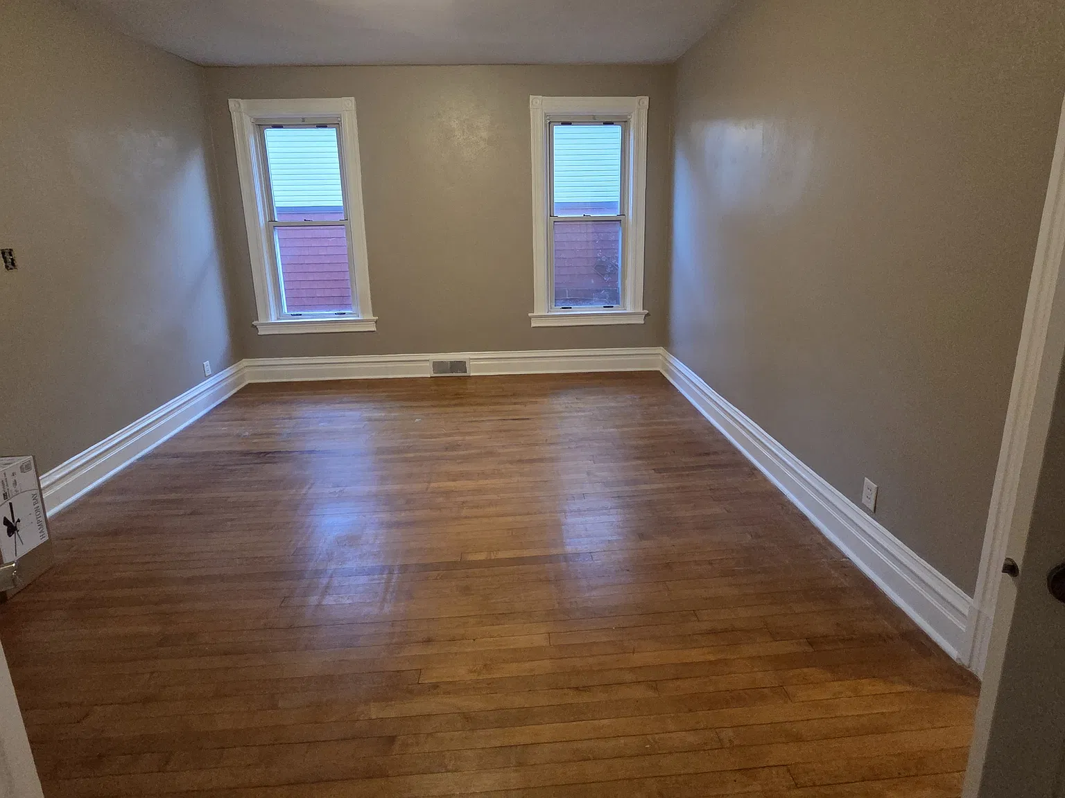 2 bed, 1250 sqft, $1,700 — Photo 4