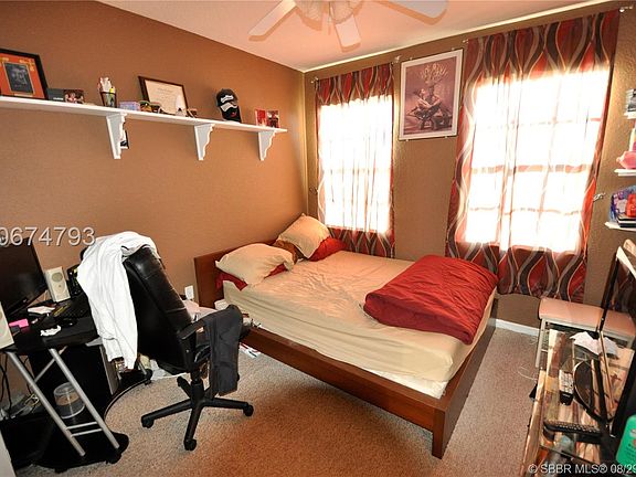 4th image of 1803 Belmont Ln #1803