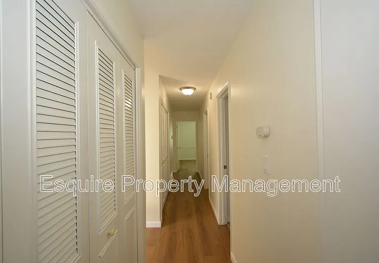 283 Calle Higuera — Photo 10