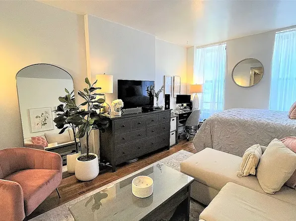 247 E 52nd St APT 5D, New York, NY 10022