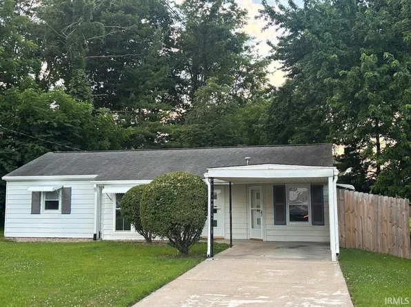 4 Maple Ct #1, Washington, IN 47501