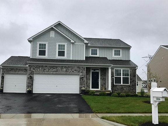 2nd image of 1306 Scarlet Ave