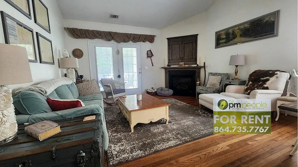 Building Photo - 120 Pin Oak Ct