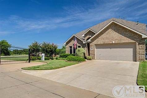 2nd image of 6911 Shore Breeze Ct