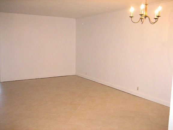4th image of 406 Dublin Dr #196