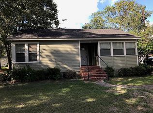 102 Chelsea Rd, Conroe, TX 77304