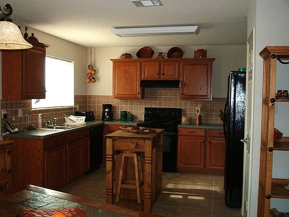 2nd image of 160 Jefferson Dr