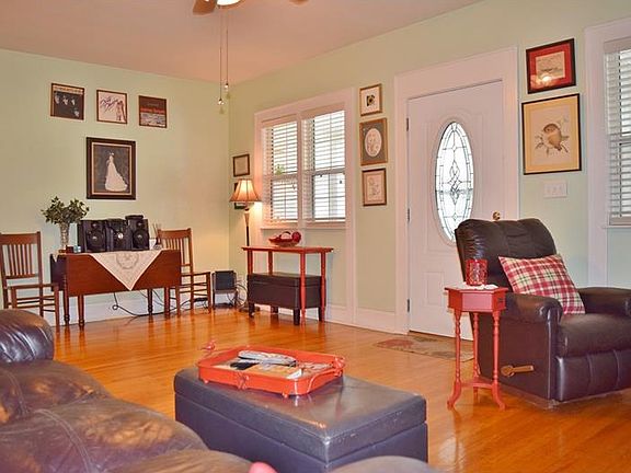 5th image of 1310 S Swearingen Ave
