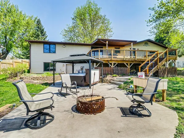 625 Field Ave, River Falls, WI 54022