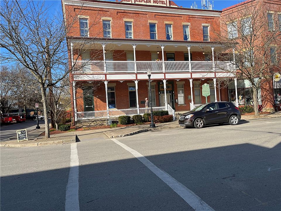 1st image of 900 Market St APT 213