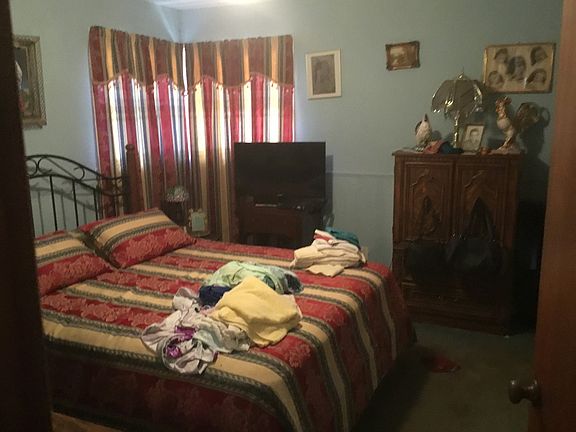 5th image of 6762 W 87th Pl