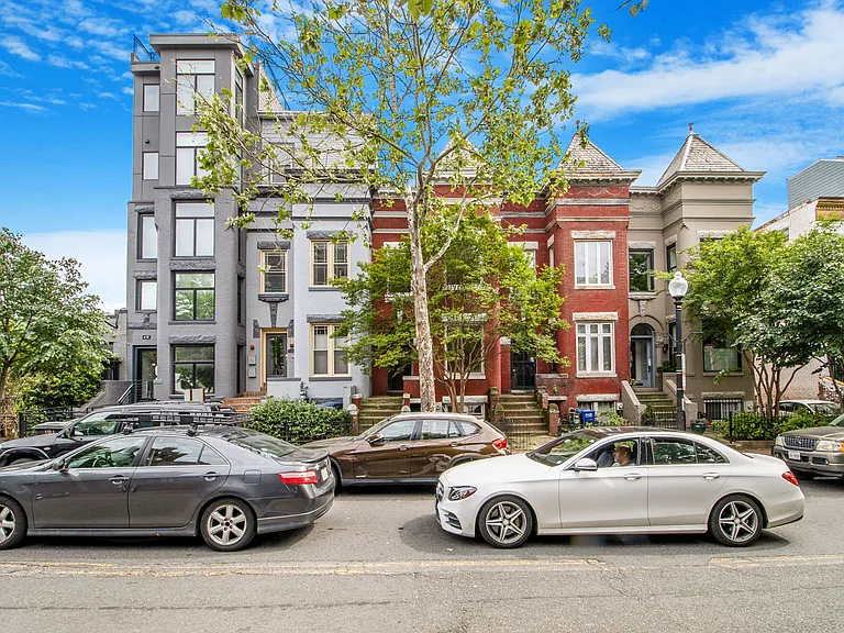 8 R St NW #1 — Photo 10