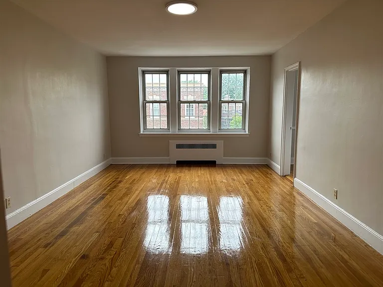 24 Concord Ave #414 — Photo 1