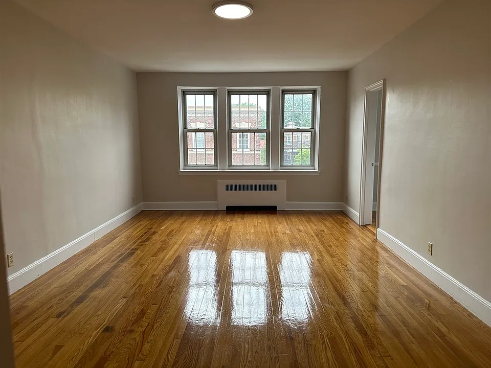 24 Concord Ave #414