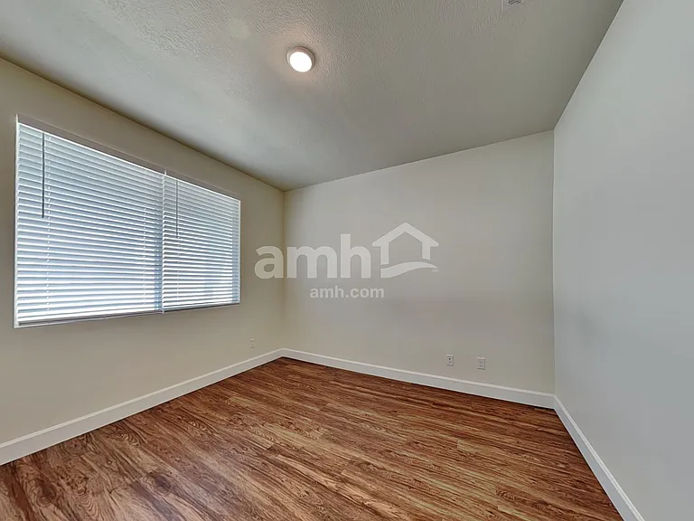3314 S Fields Ave — Photo 6