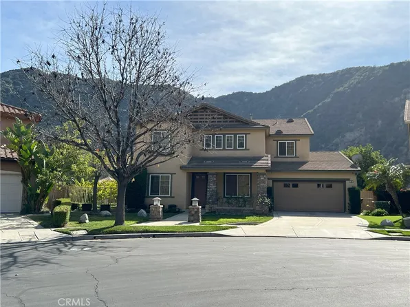 22 Foxtail Ct, Azusa, CA 91702