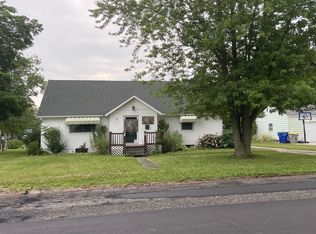 321 James St, Butler, IN 46721