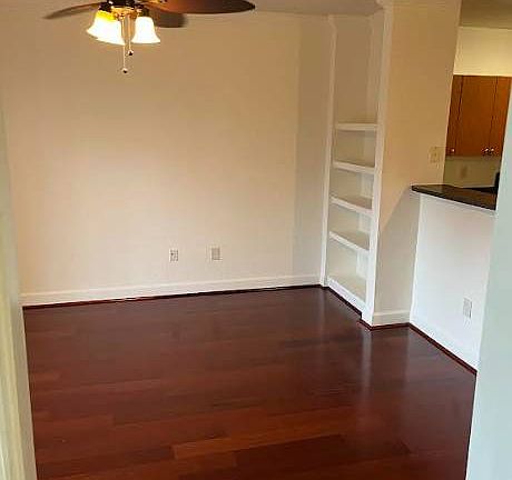 5th image of 304 E South St Unit 6020