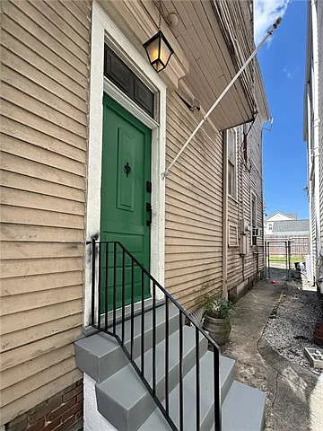 4425 Laurel St #1/2 — Photo 2