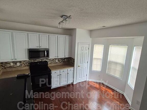 2nd image of 3369 Bridgeville Rd