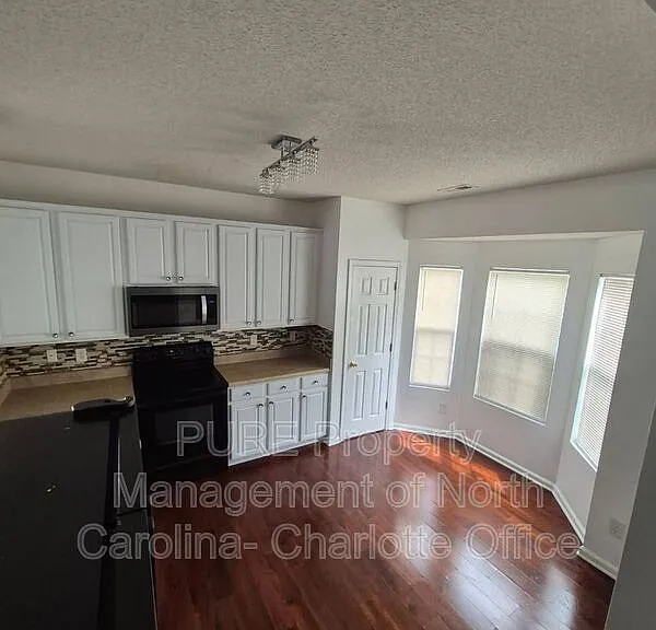 3369 Bridgeville Rd — Photo 6