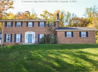2102 Woodhill Pl, Saint Albans, WV 25177
