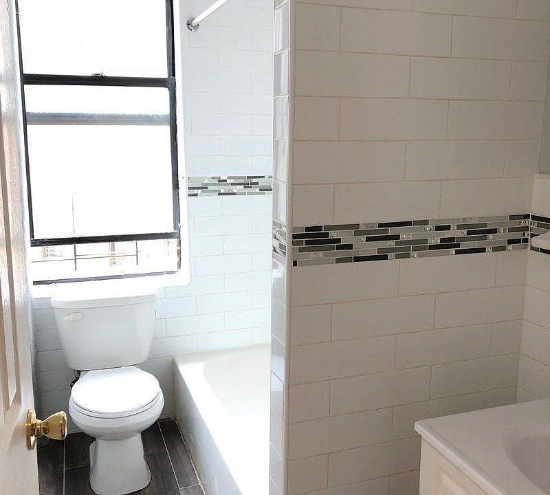 2nd image of 3224 Grand Concourse APT E33
