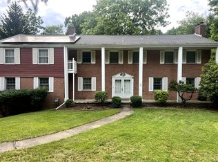251 Rosscommon Rd, Wexford, PA 15090