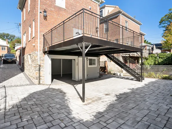 6158 Liebig Avenue image 9 of 9