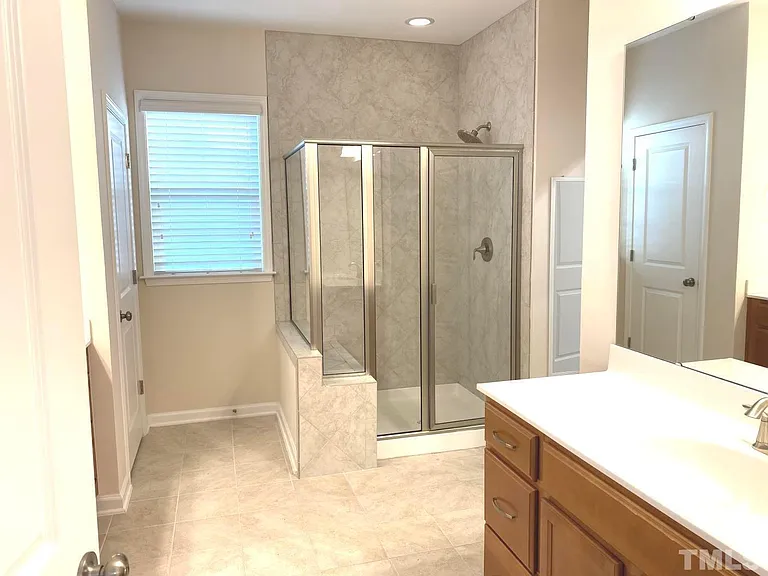 1148 Premier Key Dr — Photo 17
