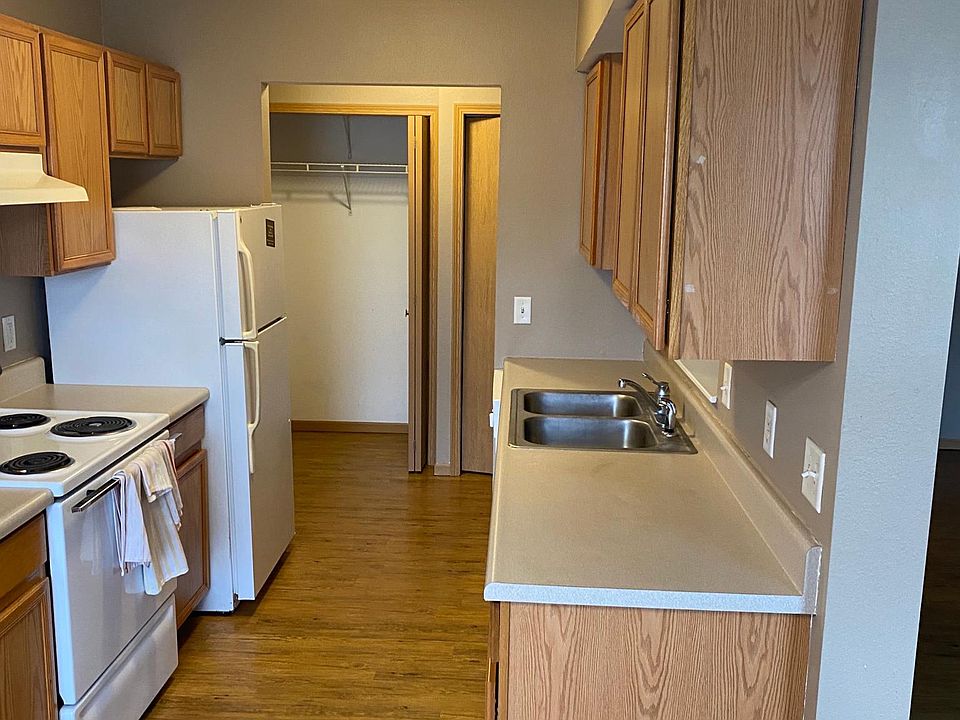 1st image of 6721 Quinn St #222