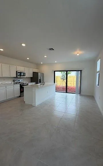 1302 NE 4th Ave #0 — Photo 4