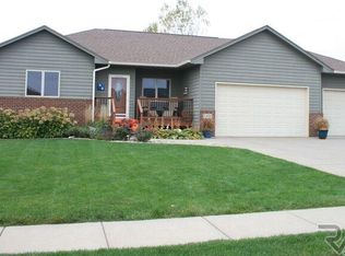 2405 N Ivy Rd, Tea, SD 57064