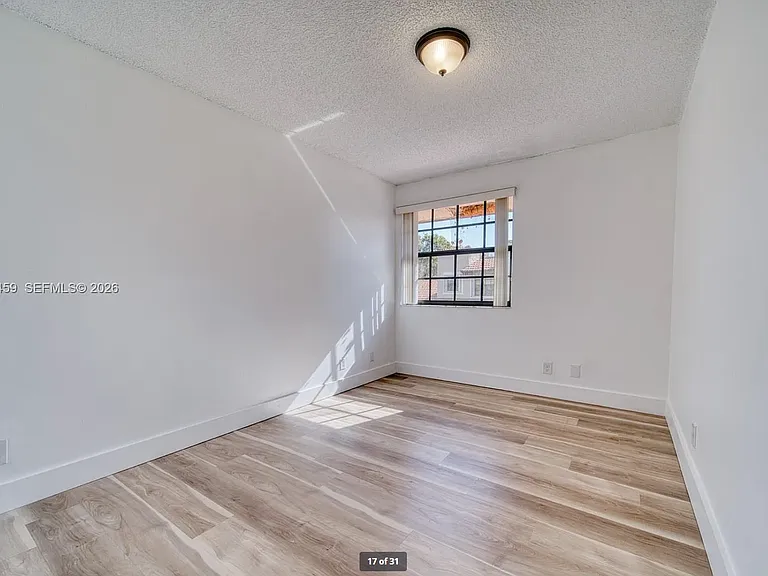 9151 W Sunrise Blvd — Photo 21