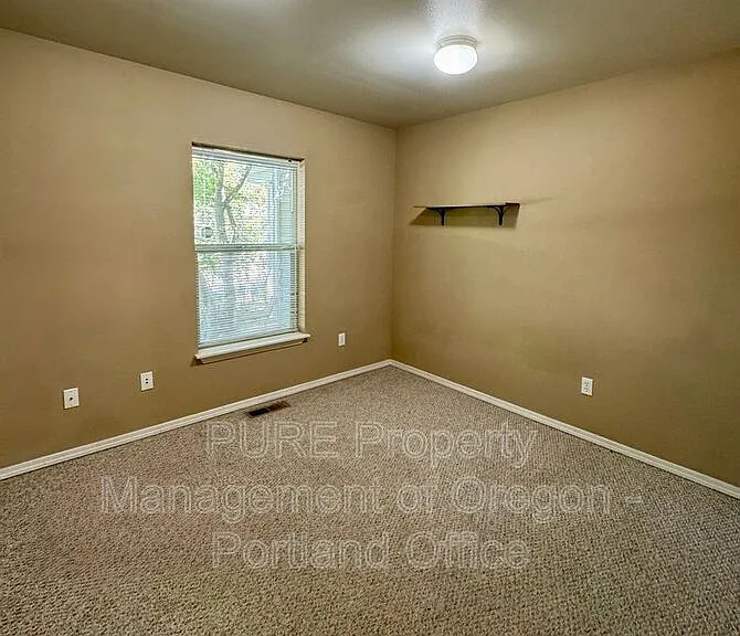 6734 N Montieth Ave — Photo 9