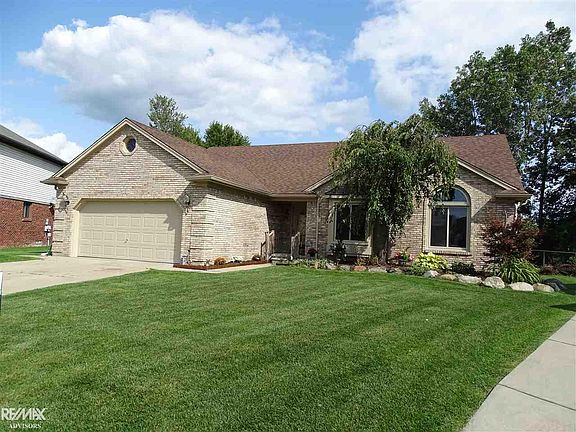 3rd image of 51210 Skyler Dr
