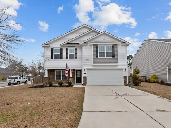 301 Ginger Dr, New Bern, NC 28560