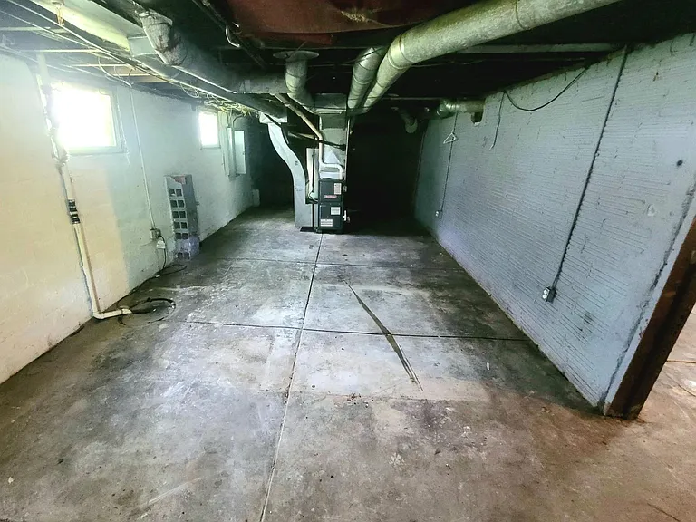 407 E Archer Ave — Photo 13