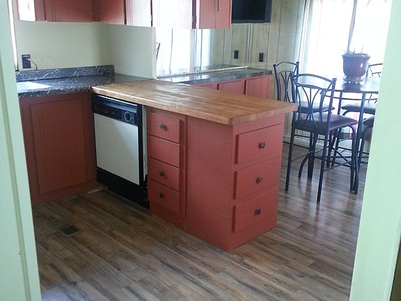 3rd image of 4354 Roberts Pl NE Unit D16