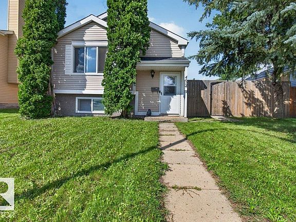 2nd image of 4624 36th Ave NW