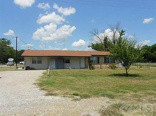 401 E 4th St, Dodd City, TX 75438