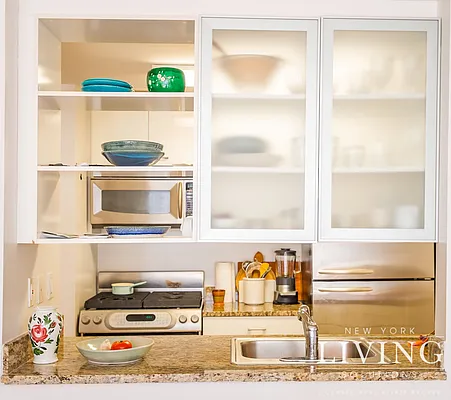 Rented by NY Living Solutions | media 22