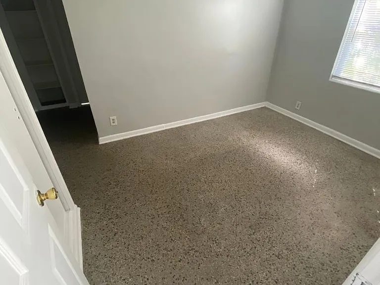 3712 Henry Ave — Photo 13
